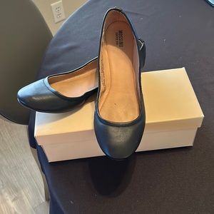 Mossimo black flats size 8.5.